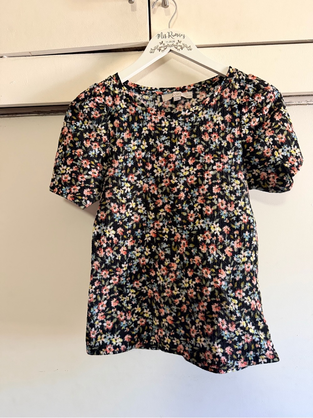 Loft Black Floral Short-Sleeve Top Size S